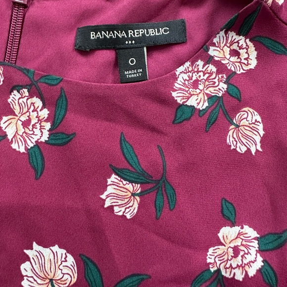 Banana Republic Factory long sleeved mid length dress, size 0 - Picture 3 of 3